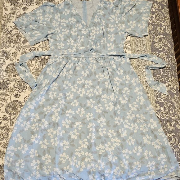 Women's Summer Layered Dress - Picture 2 of 8